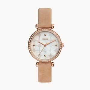 🌼 NWT Fossil tan leather watch